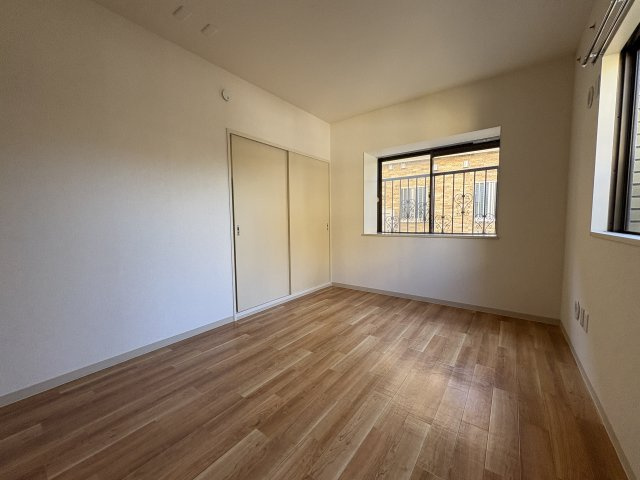 ボーマノワの洋室