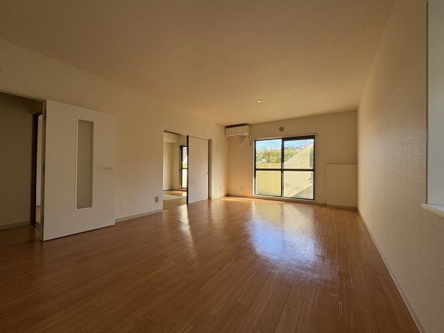 ボーマノワの内装