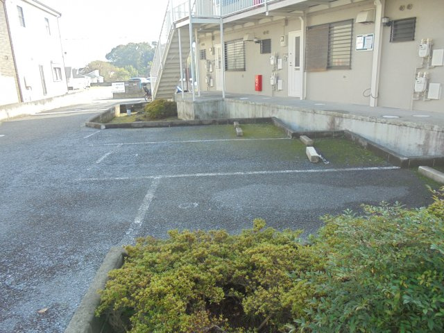 ポルクⅢの駐車場