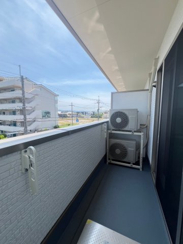 クリエオーレ一津屋Ⅰのバルコニー