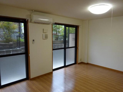 【居間・リビング】 | オールドベスト・せいら | リビング