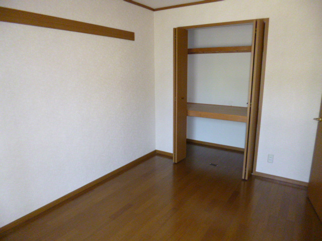 サンライズ２の洋室