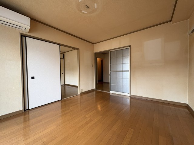 コンフォートMORIの洋室
