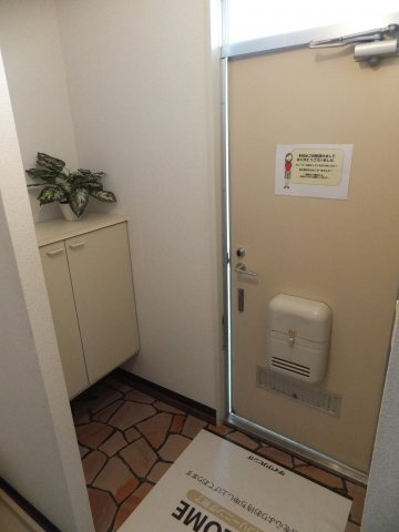 メゾン美里Ａの玄関