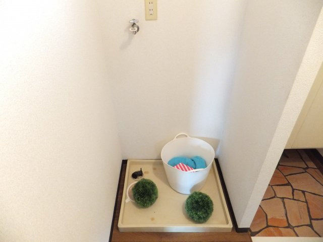 メゾン美里Ａのその他|洗濯機置き場