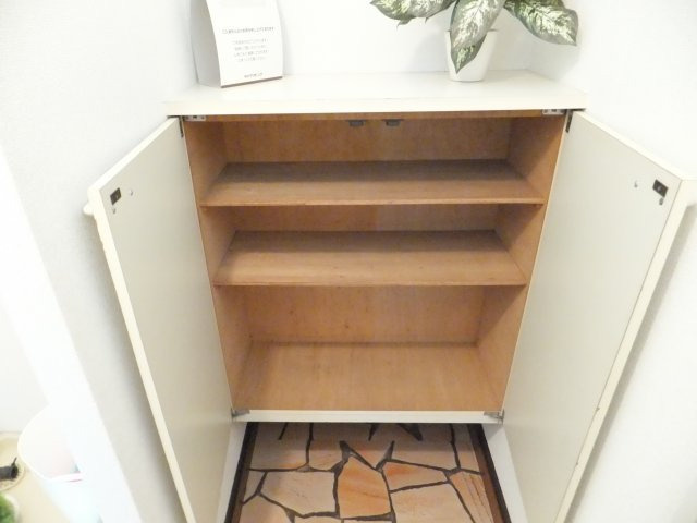 メゾン美里Ａの収納|シューズボックス