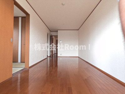 【居間・リビング】 | メゾン・ド・ふじ　旭化成ヘーベルメゾンHEBEL HAUS | こちらのリビングで趣味の時間をお楽しみください