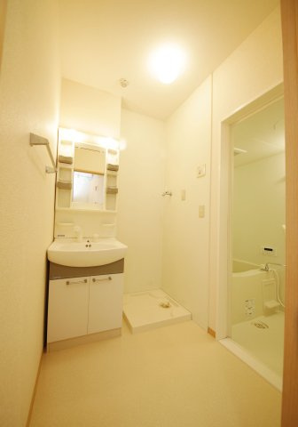 リビングタウン小倉町の洗面所