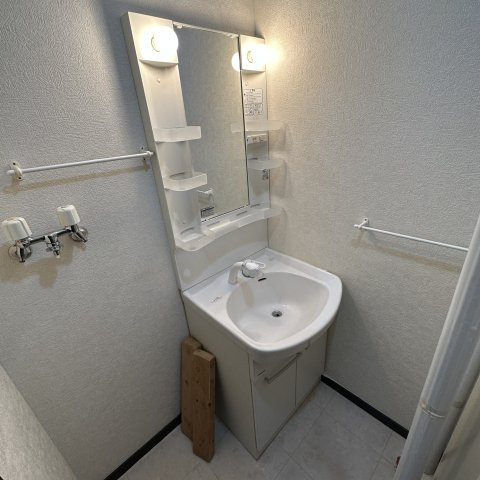 コスモＸＩの洗面所