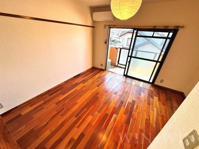 ユトリロキャッスルのその他