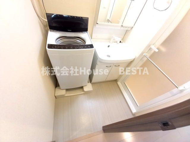 アドバンス三宮シュロスの洗面所