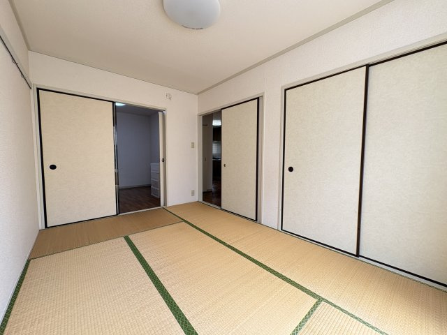 エクレールＡ棟の和室
