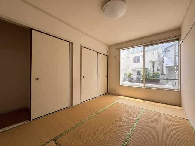 エクレールＡ棟の和室