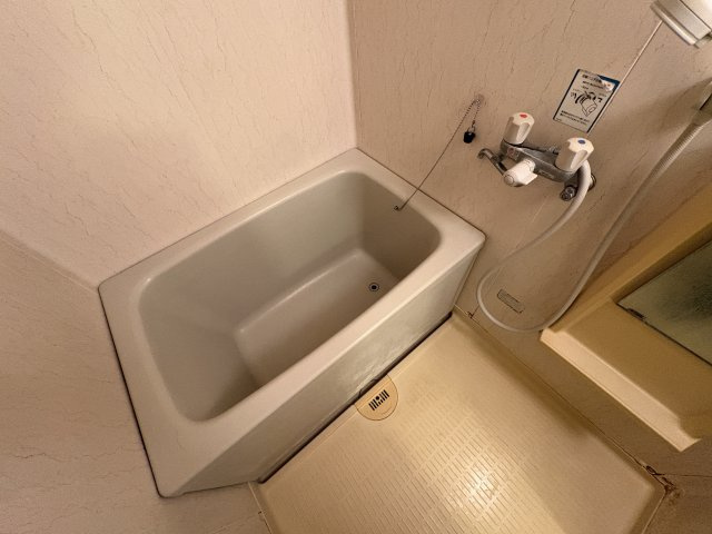 エクレールＡ棟の浴室