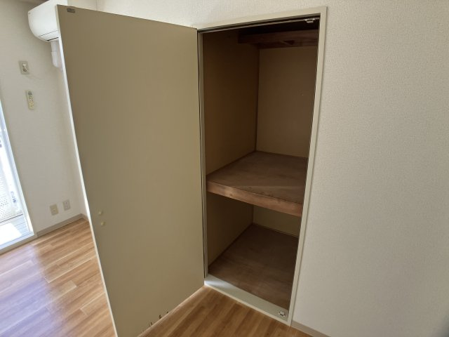 エクレールＡ棟の収納