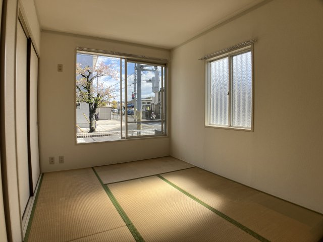 エクレールＡ棟の和室