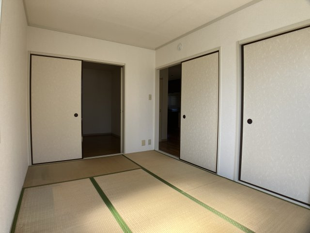 エクレールＡ棟の和室