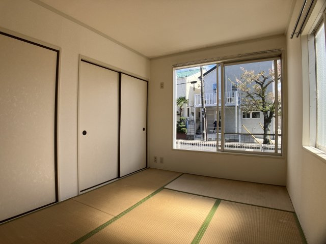 エクレールＡ棟の和室