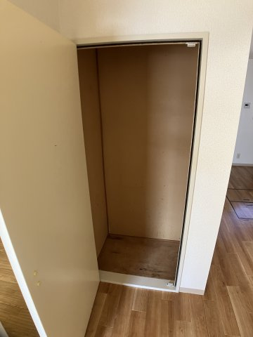 エクレールＡ棟の収納