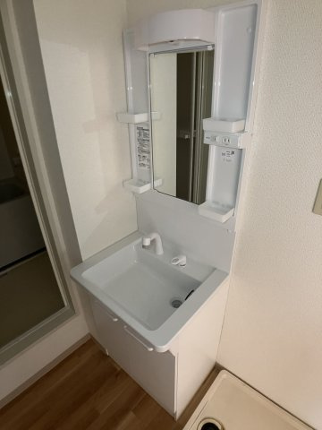 エクレールＡ棟の独立洗面台