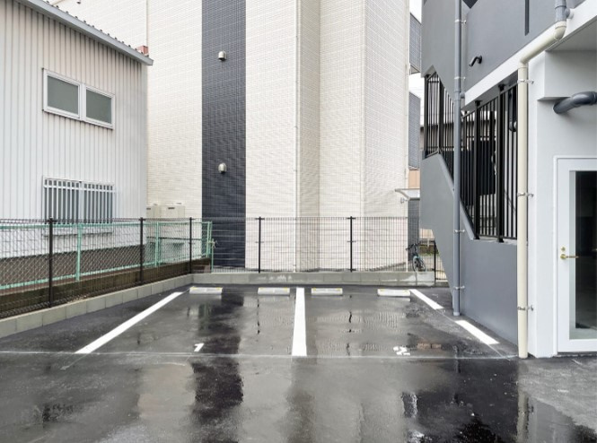 LEXUS GARDEN 社領の駐車場