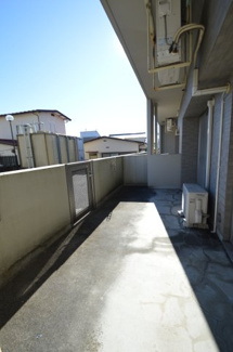 【バルコニー】 | ピーノドゥーエ