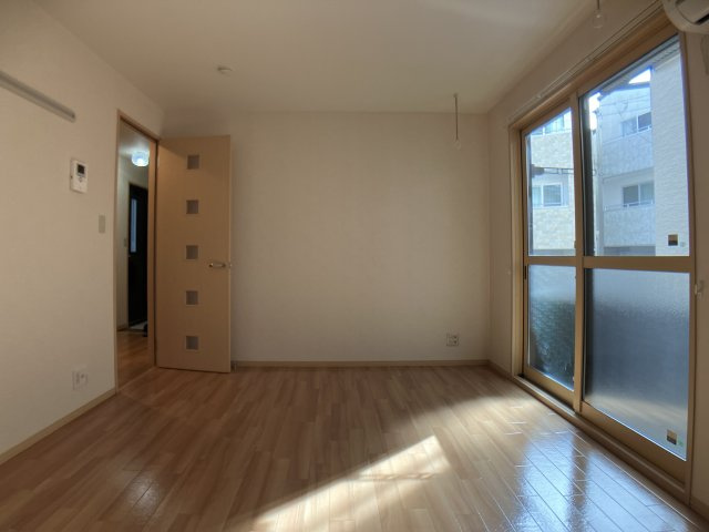 シャトルブランの洋室