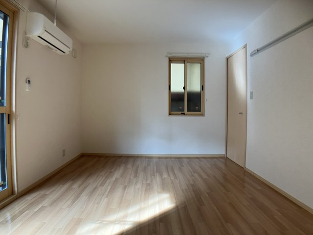 シャトルブランの洋室