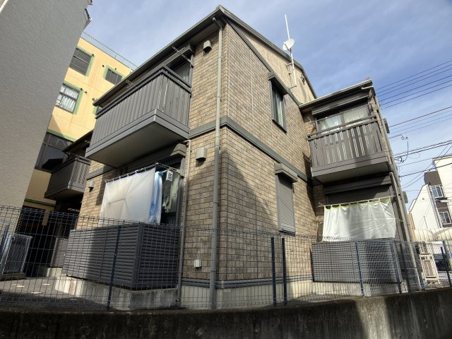 シャトルブランの外観