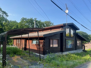 網走市字潮見44-8中古住宅の外観