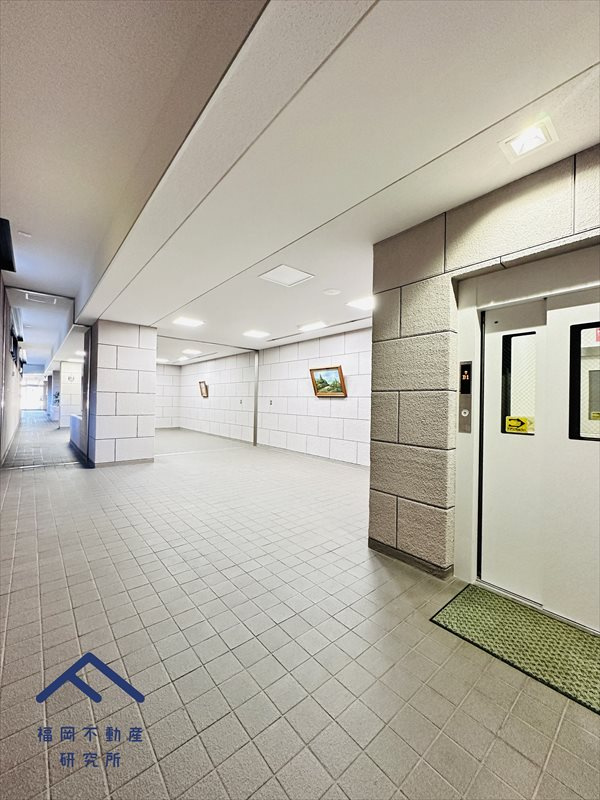 ファミール大橋グランヒルズのエントランス