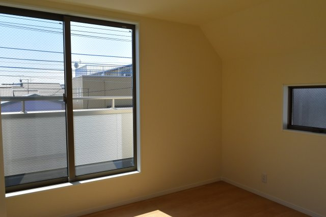 府中市清水が丘２丁目の中古一戸建の洋室