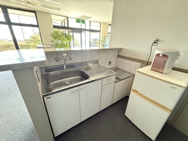 箕郷町生原　売事務所のキッチン|事務所　キッチン