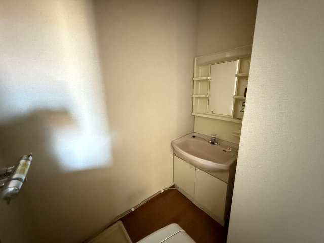 箕郷町生原　売事務所の独立洗面台|洗面台