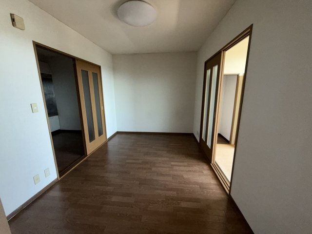 箕郷町生原　売事務所の居間・リビング|２０２号室　ﾀﾞｲﾆﾝｸﾞ