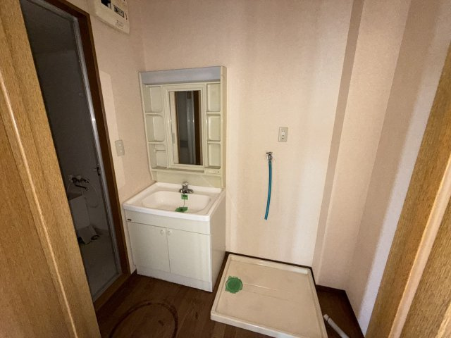 箕郷町生原　売事務所の独立洗面台|２０３号室　洗面化粧台