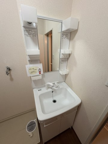 エクレールウィルモアの独立洗面台