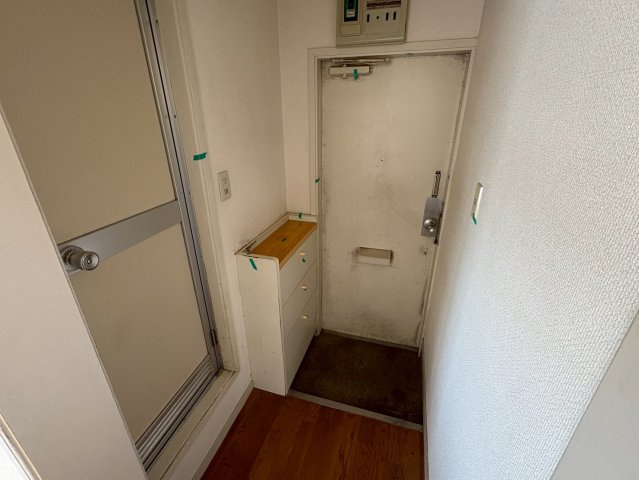 ベルピア菅野の玄関