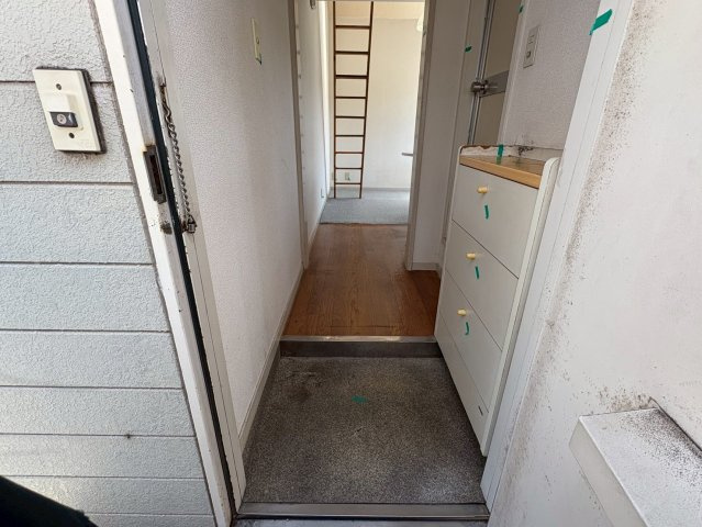 ベルピア菅野の玄関