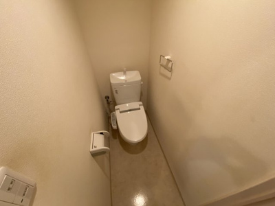 【トイレ】 | CB天神クレア | 別号室の写真になります。現況優先。