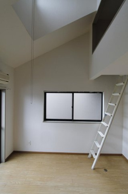 【洋室】 | メゾンソレイユ | 別号室の写真になります。現況優先。