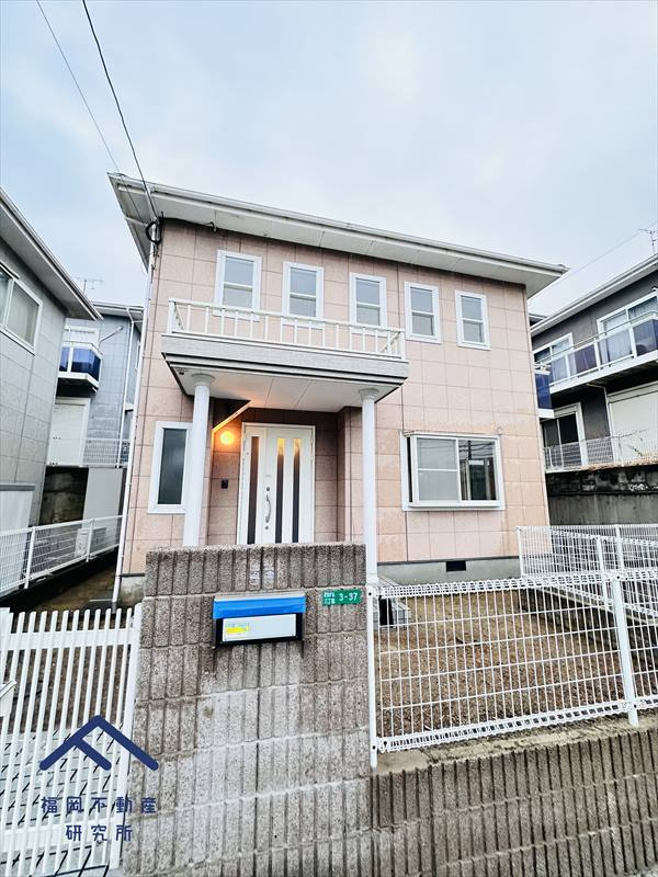 福津市花見が丘3丁目　戸建て