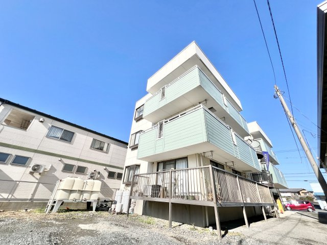 アーバンステージの外観