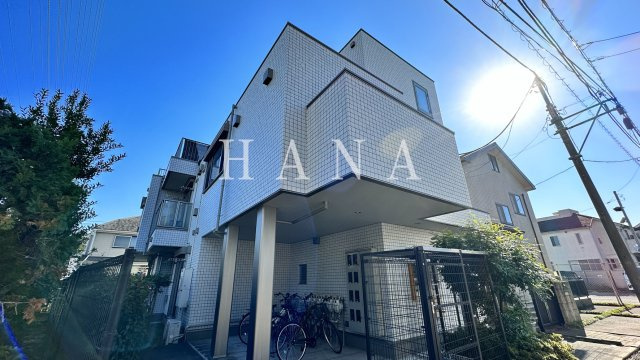 ティダマーレ国立の外観