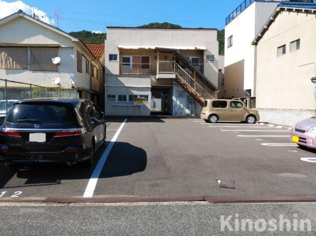 藤本駐車場の外観