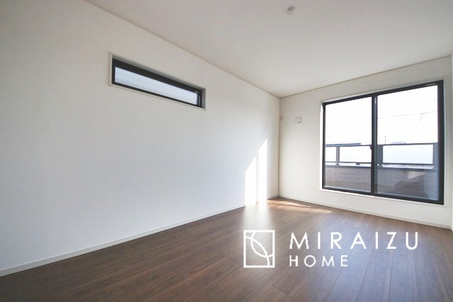 【寝室】 | 平日・休日問わず、いつでもご見学が出来ます♪☆実際に見て、触れて感じる安心のお住まい探しを体験して下さい♪☆物件情報だけでなく、地域の特色などなどエリア情報もお伝え出来たら嬉しいです♪