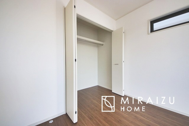 【玄関】 | 平日・休日問わず、いつでもご見学が出来ます♪☆実際に見て、触れて感じる安心のお住まい探しを体験して下さい♪☆物件情報だけでなく、地域の特色などなどエリア情報もお伝え出来たら嬉しいです♪