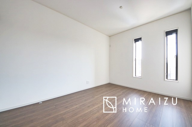 【子供部屋】 | 日当たりの良いお家は嬉しいですよね。それぞれ価値観が分かれる箇所です、実際に内覧して日当たりの心地よさをご体感下さいね♪