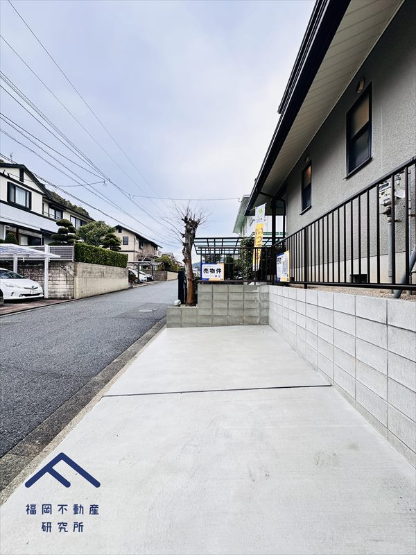 宗像市天平台　戸建ての駐車場