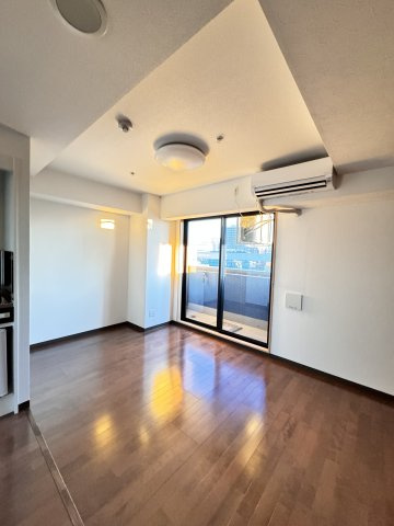 アートヒルズの居間・リビング